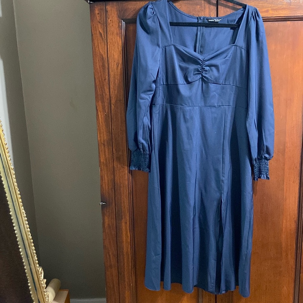 Pretty navy blue dress
